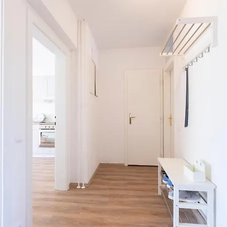Ksenija Apartamento *